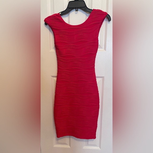 black knit fitted mermaid-cut dress Black Ribbed Knit Long Sleeves Mermaid Dress Medium